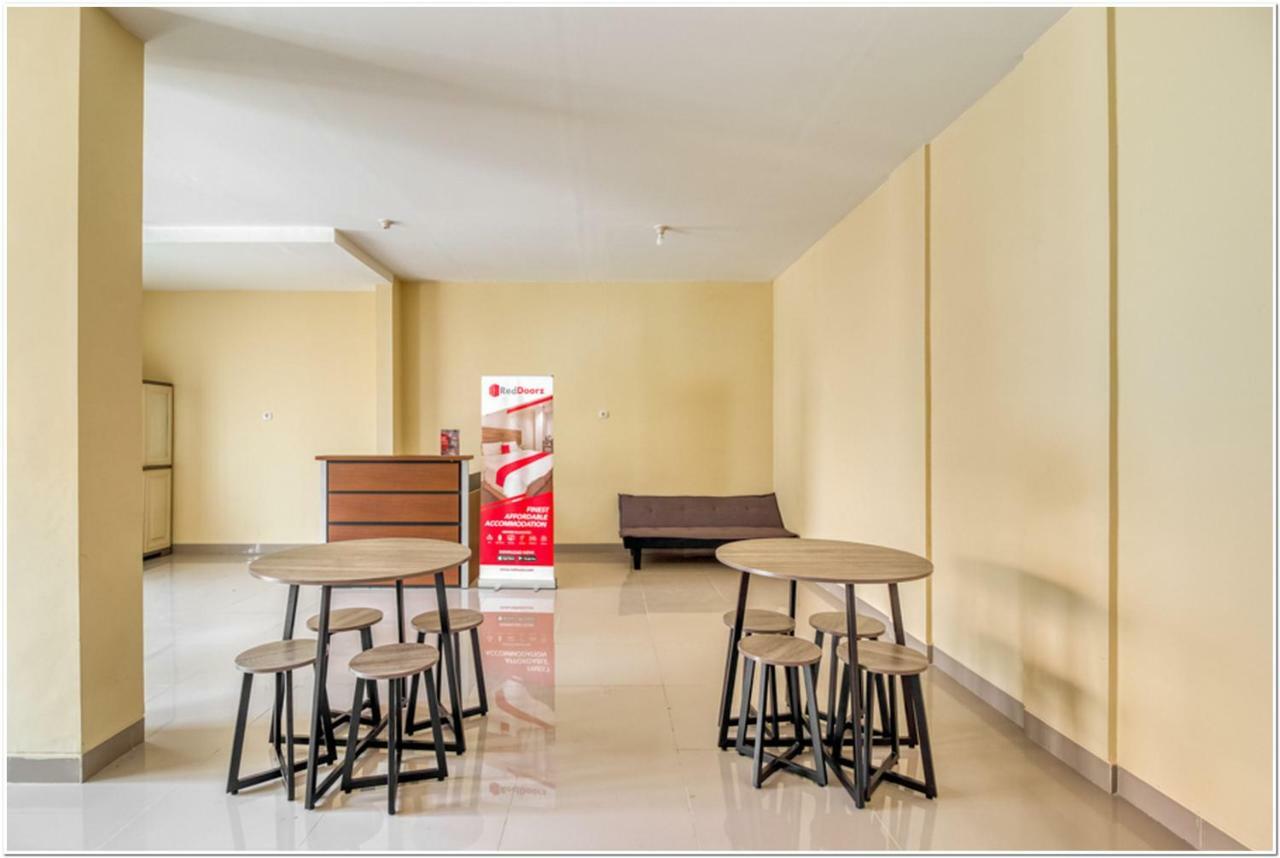 Reddoorz Near Ramai Mall Malioboro Yogyakarta Exterior photo