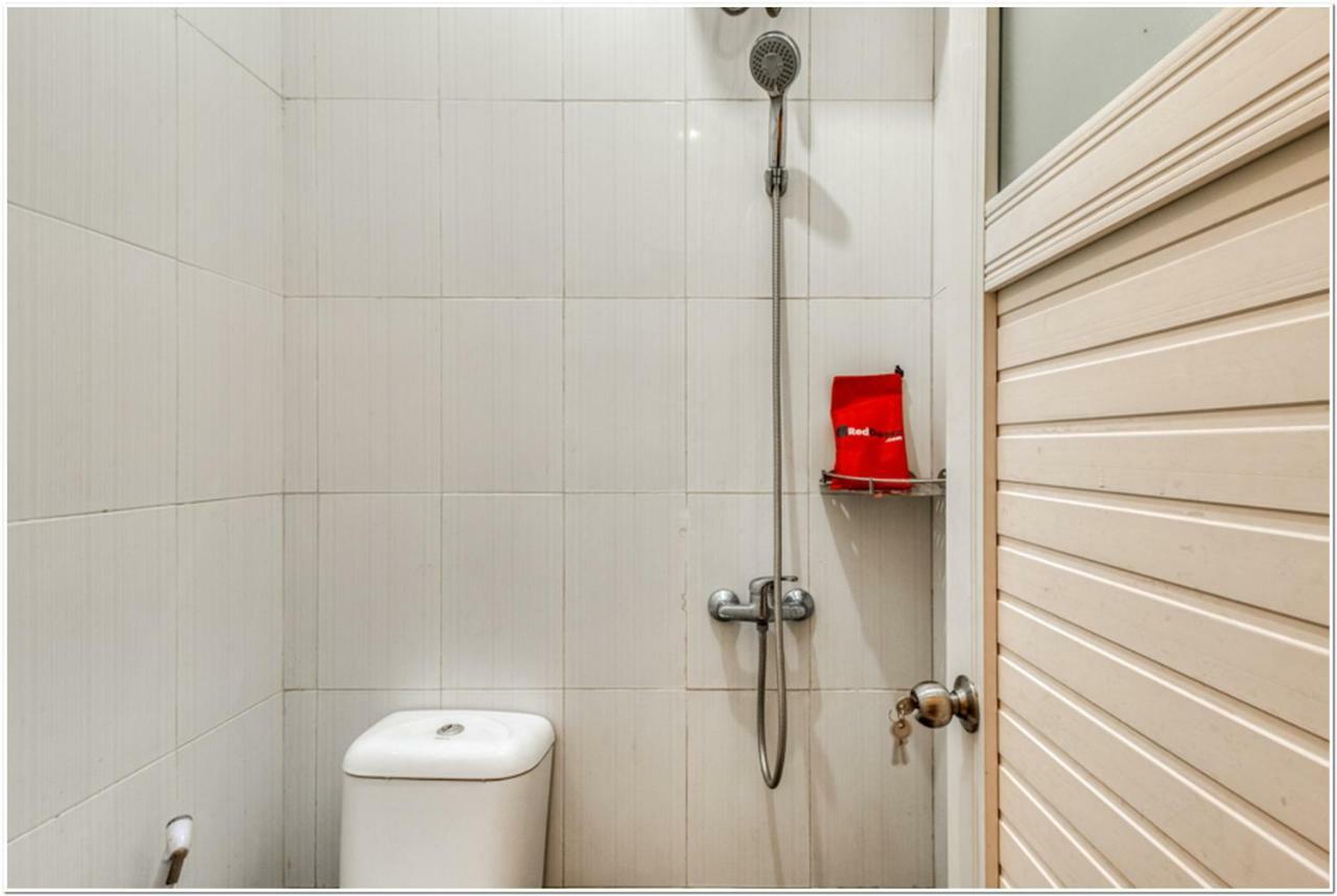 Reddoorz Near Ramai Mall Malioboro Yogyakarta Exterior photo